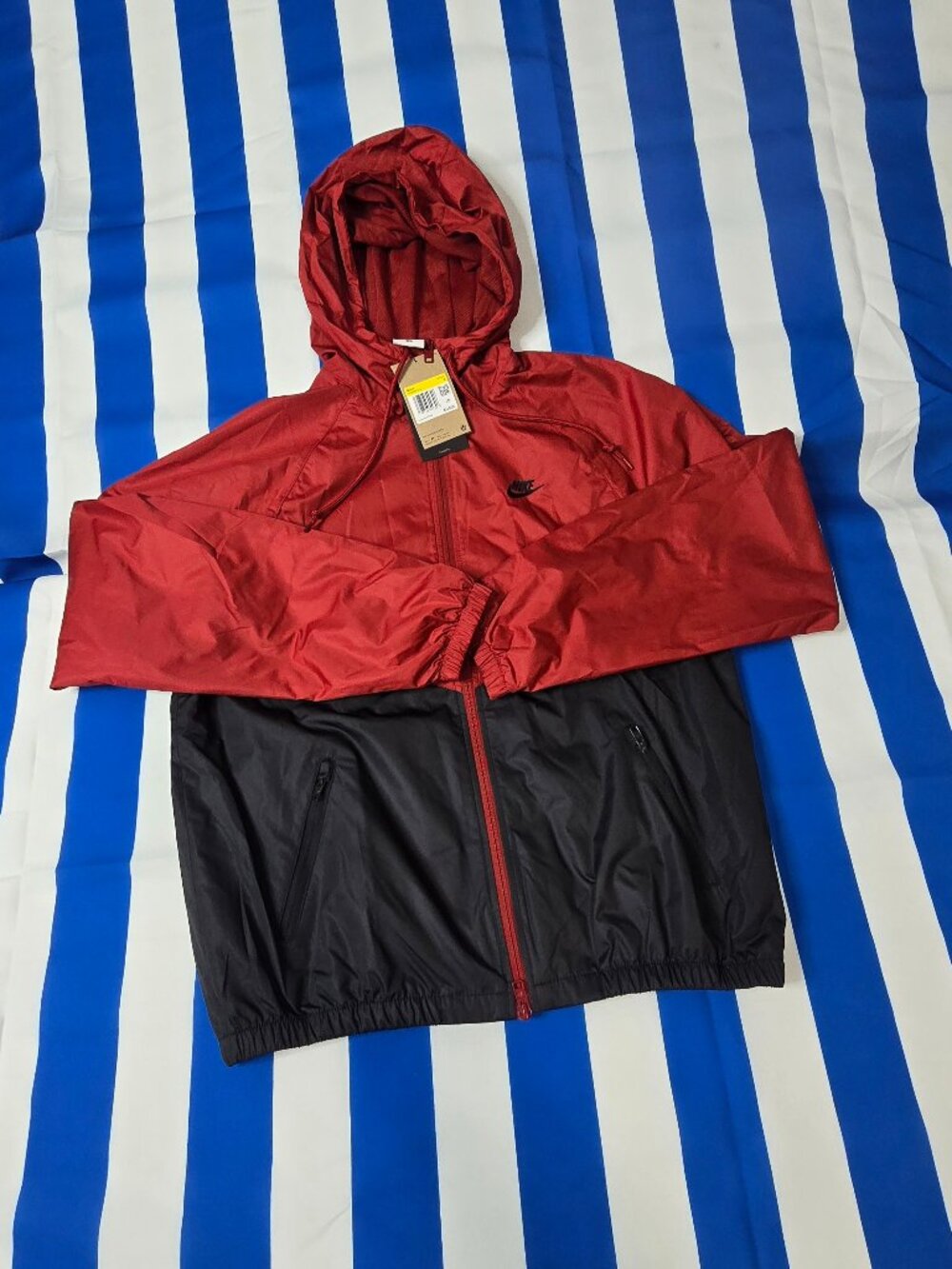 Nike Windrunner Men's Lined Full Zip Hooded Jacket HV8369-613 Sz (S) Red-Black